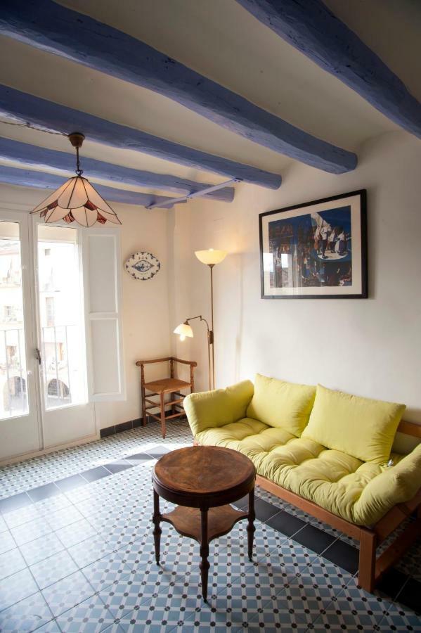 El 3 Del Holandes Apartment Balaguer Bagian luar foto